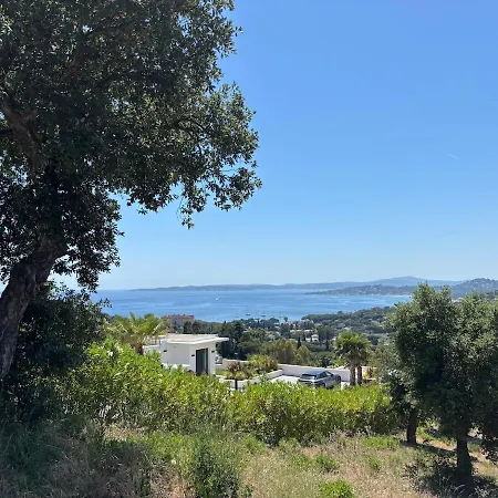 2-bedroom Golf Duplex In St Tropez