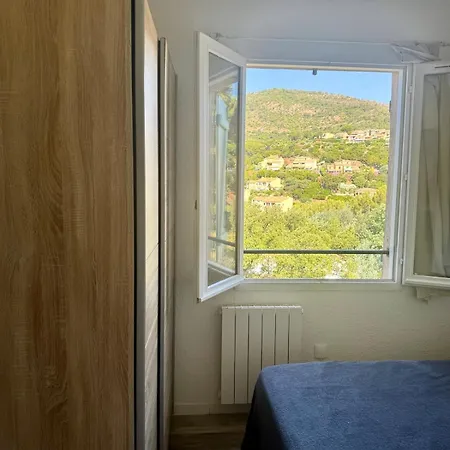 2-bedroom Golf Duplex In St Tropez 公寓 罗克布伦河畔阿尔让